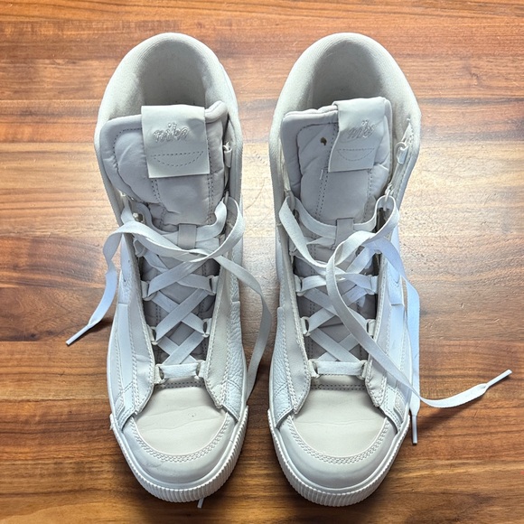 Nike White High-Top Sneakers Women’s 10/Mens 8 - Picture 2 of 12
